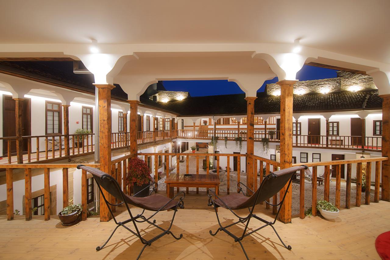 Hani I Pazarit Boutique Hotel Корча Экстерьер фото