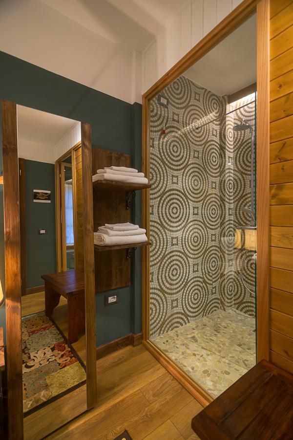 Hani I Pazarit Boutique Hotel Корча Экстерьер фото